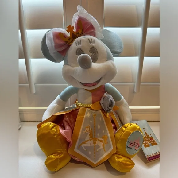 Disney | Toys | Nwt Minnie Mouse The Main Attraction Plush  display picture 1